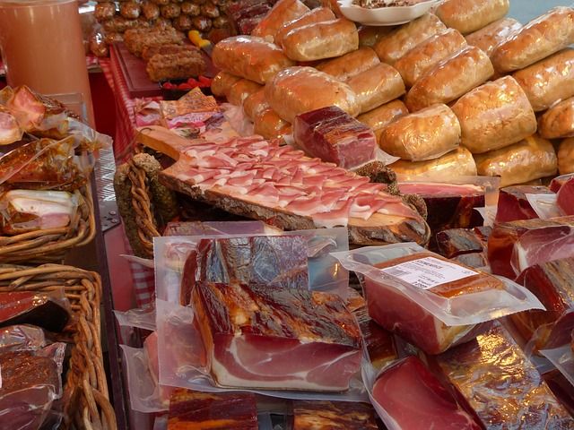 A jelenleg alkalmazottaknál hatékonyabb, egészségesebb és változatosabb ízvilágú füstaroma létrehozásába kezd 325 millió forintos fejlesztése révén az M Profood Zrt.
