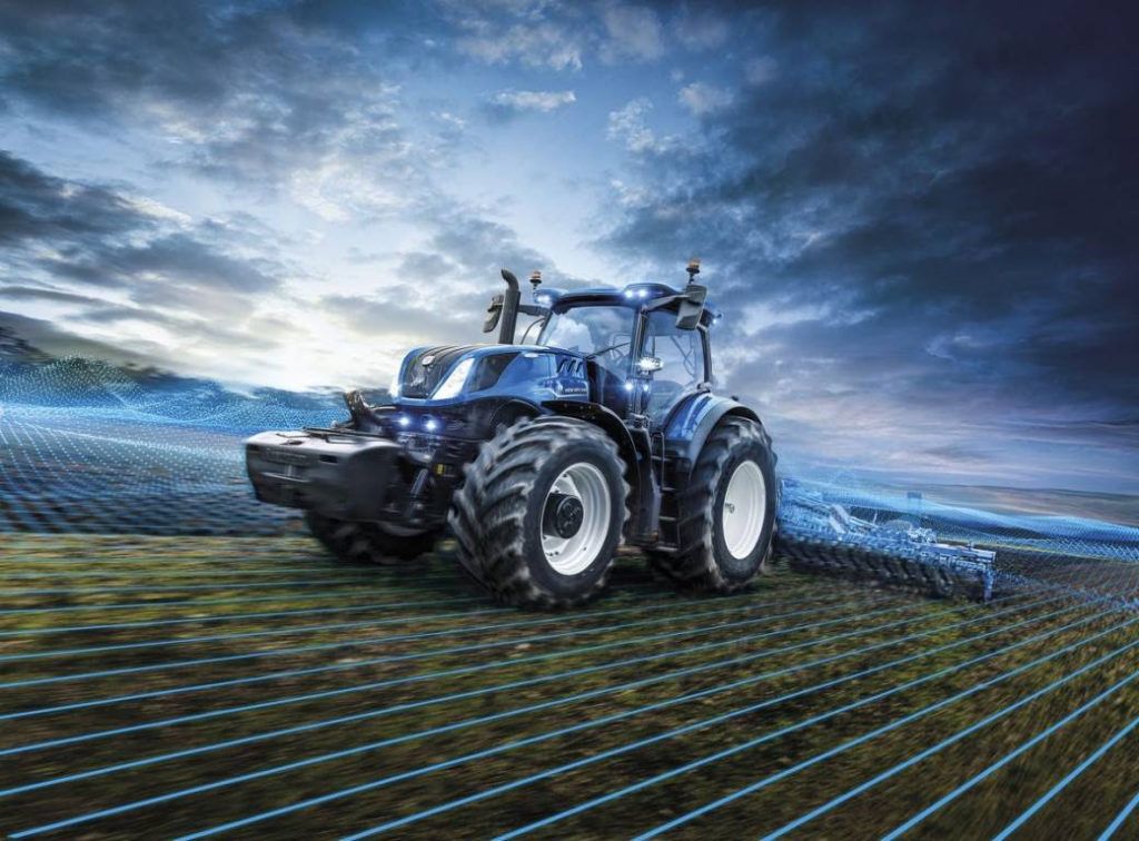 A New Holland T7 Heavy Duty