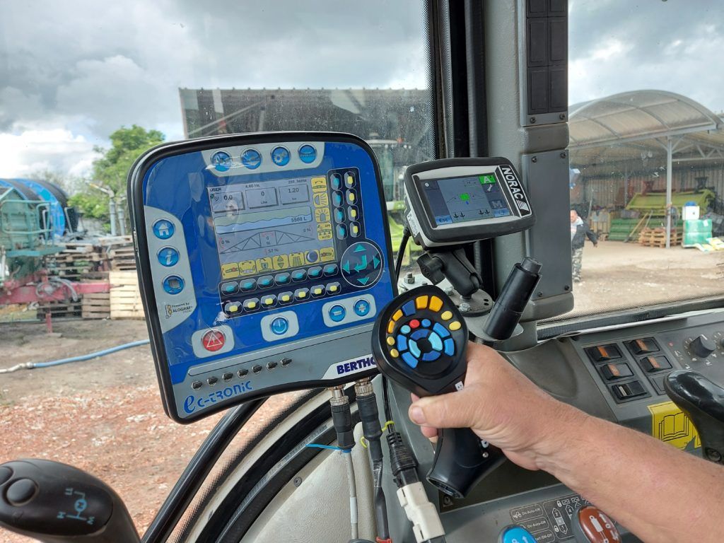 Új tananyagokkal indul az ingyenesen elérhető Digitális Agrárakadémia a 2021-es nyár végén - Fotó: Magro.hu, CSZS, Dusnok