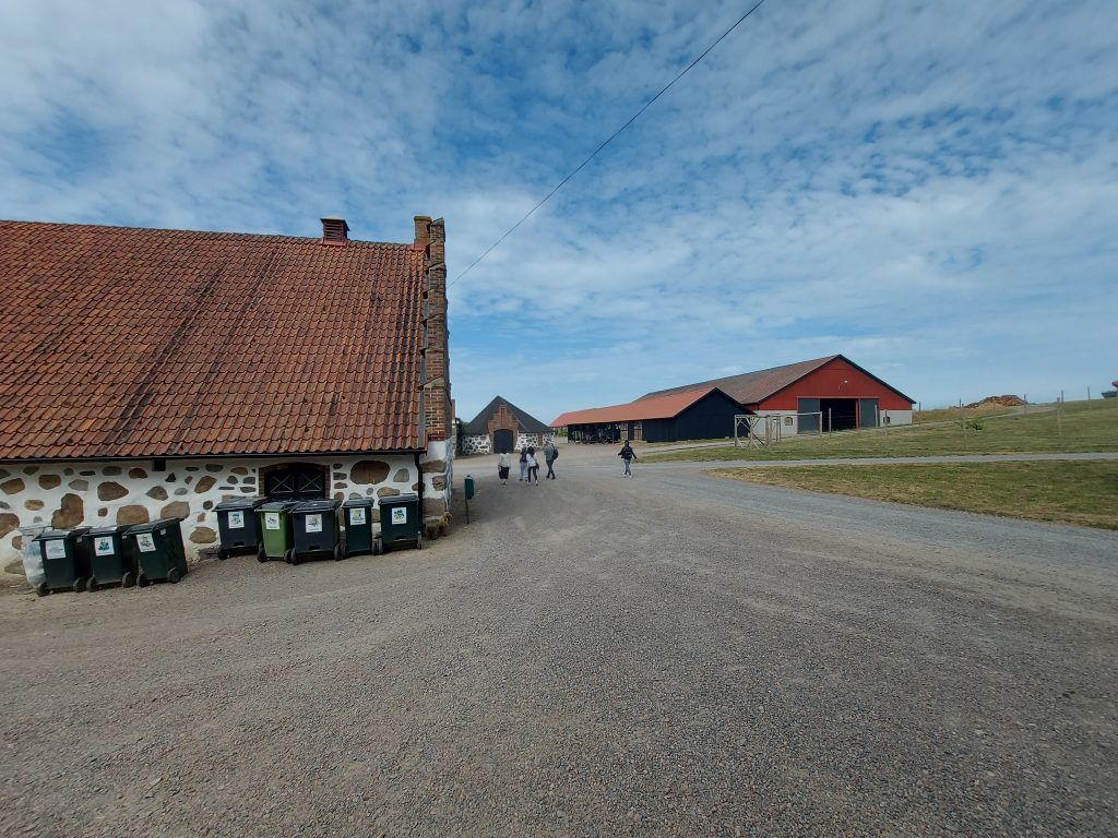 A környezetkárosítás a negyedik leggyakoribb bűncselekmény a világon: a magánszemélyek és a vállalkozások által elkövetett környezeti bűncselekmények szabadságvesztéssel is büntethetők lesznek attól függően, hogy mennyire súlyos és tartós a károsodás, illetve visszafordítható-e - Fotó: Magro.hu, CSZS, Svédország