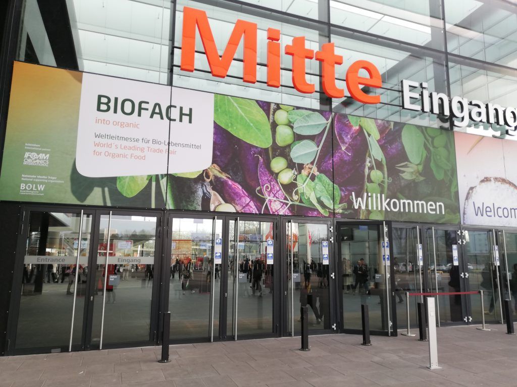 A németországi BIOFACH bejárata Nürnbergben