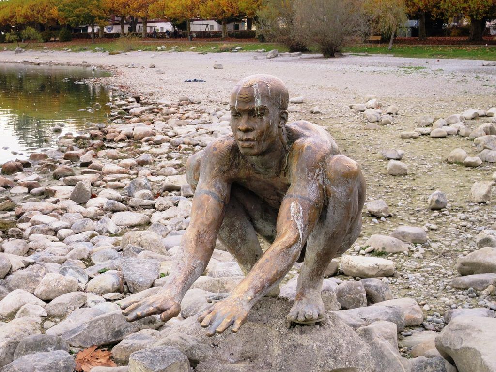 A világ rizskínálata már 2023-ban szűkült, miután az El Niño időjárási jelenség visszavetette a termelést. Ez arra késztette Indiát, a világ messze legnagyobb exportőrét, hogy korlátozza a szállításokat