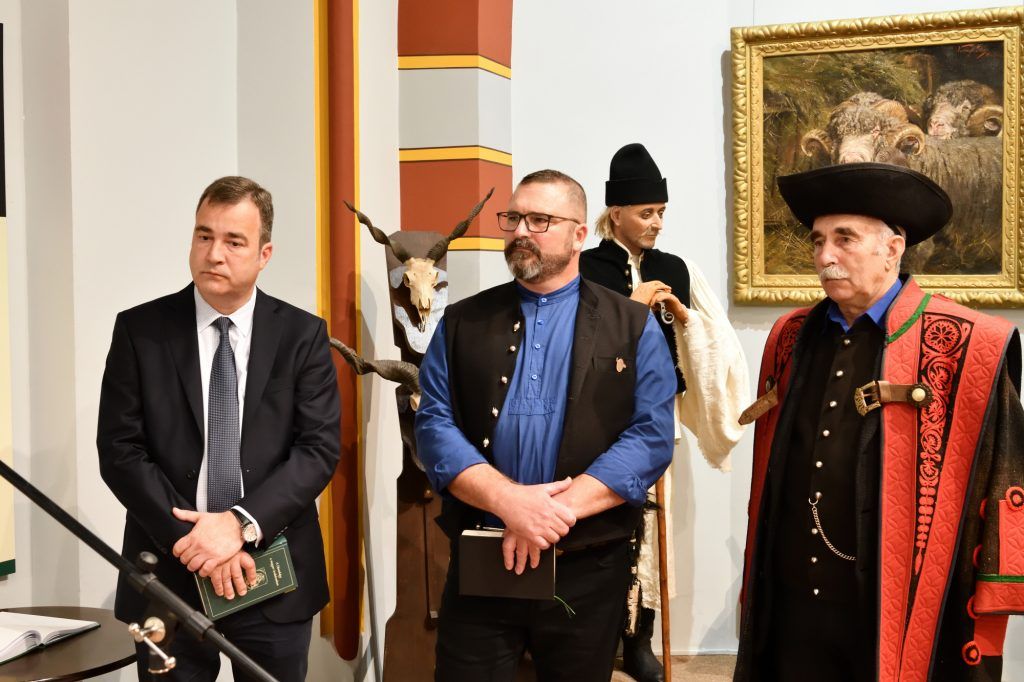 A megnyitó