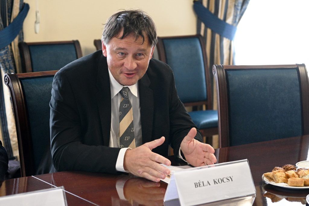 A washingtoni magyar nagykövetség mezőgazdasági és környezetügyi szakdiplomatája, Kocsy Béla Debrecenben - Fotó: Unideb.hu
