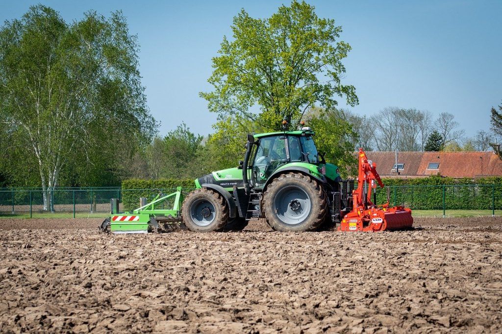 A növényi memóriáról és annak kiaknázási lehetőségeiről, az agrárökoszisztémát érintő szikesedésről és a fémszennyezés élelmiszerbiztonsági következményeiről is szó volt a "Congress on Sustainable and Innovative Solutions in Agriculture and Food Industry" (SISAF'23) nemzetközi konferencián a Debreceni Egyetemen - képünk illusztráció