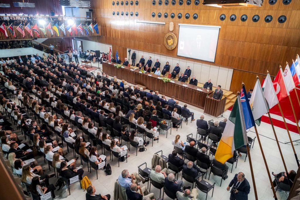 Az Állatorvostudományi Egyetem tanévmegnyitója 2023. szeptemberében, Budapesten - Fotó: Pelsőczy Csaba