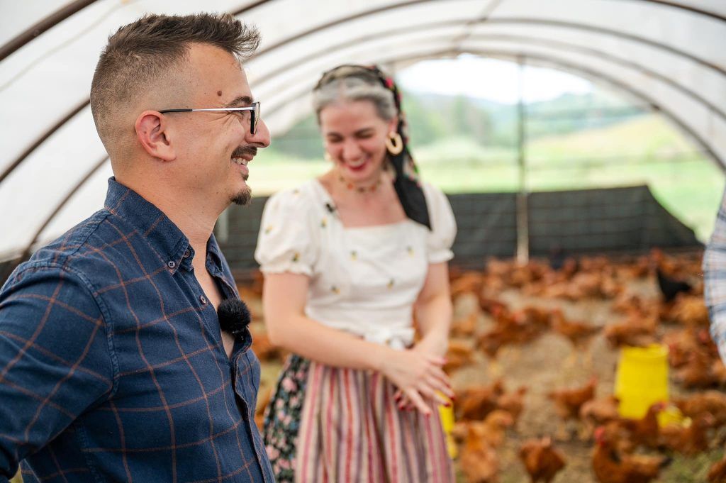Anna, Dávid, jókedv és baromfiállomány