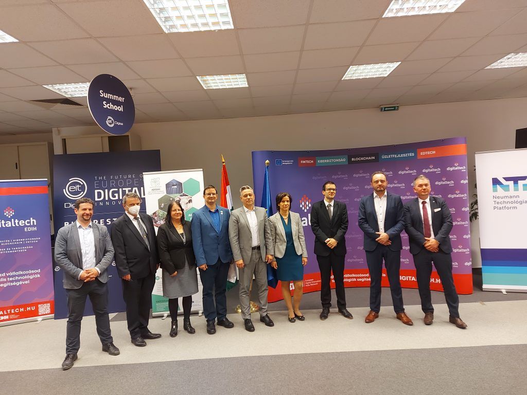 Összefogás és fejlesztések a magyar digitalizációban: 5 Európai Digitális Innovációs Központ indul Magyarországon - Fotó: Magro.hu, CSZS, Budapest
