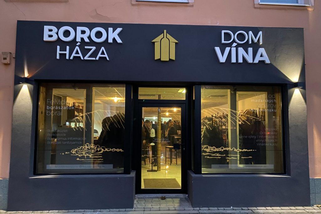 Működik a Párkányi Borok Háza, a Felvidék borkultúra központja - Fotó: Agrárminisztérium