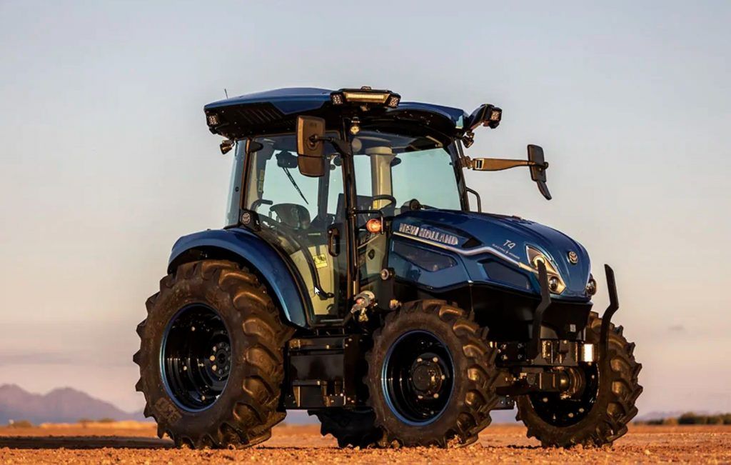 A CNH Industrial szerint az akkumulátorcsomag – amelynek részleteit nem hozták nyilvánosságra – a bevetési profiltól függően egy munkanapra elegendő tárolókapacitással rendelkezik. A gyorstöltő rendszerrel az akkumulátor egy óra alatt teljesen feltölthető lenne.