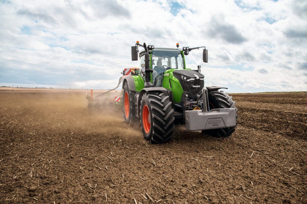 A 2023-as Év Traktora verseny (Tractor of the Year 2023) főkategória-győztese a Fendt 728 Vario lett
