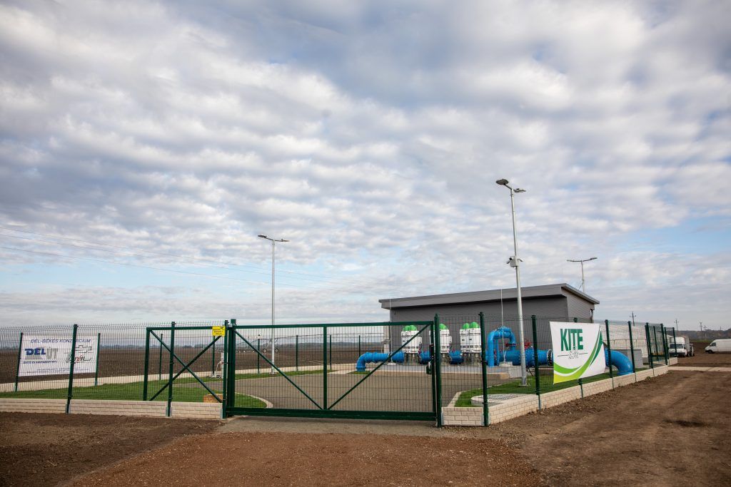 Öntözővíz-nyomásközpont Magyarország legnagyobb öntözésfejlesztési beruházásának ünnepélyes átadása napján Mezőhegyes határában 2022. október 27-én. A 10,5 milliárd forintos program révén a Nemzeti Ménesbirtok és Tangazdaság Zrt. öntözhető földterülete megduplázódott. MTI/Rosta Tibor