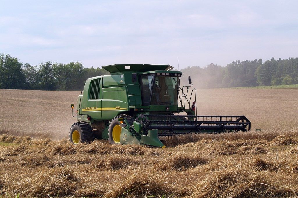 A Hello Tractor munkája összhangban van a John Deere stratégiájával és az Ag & Turf divízió Leap Ambitions (ugrásszerű törekvések) célkitűzéseivel is