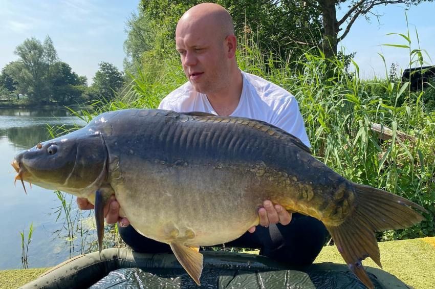Magyarországon is szeretne horgászni a háromszoros dartsvilágbajnok, Michael van Gerwen