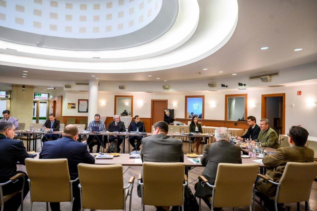 A jogalkotó a tagok kiválasztása során arra törekedett, hogy minden érintett ágazat képviseltesse magát a Tanács munkájában: így a vadgazdálkodók mellett a természetvédők, az erdőgazdálkodók, mezőgazdálkodók és az országos főállatorvos is helyet kapott - Fotó: Pelsőczy Csaba