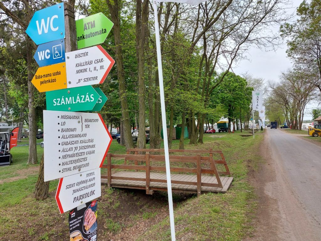 Útelágazáshoz érkeztünk - Fotó: Magro.hu, CSZS
