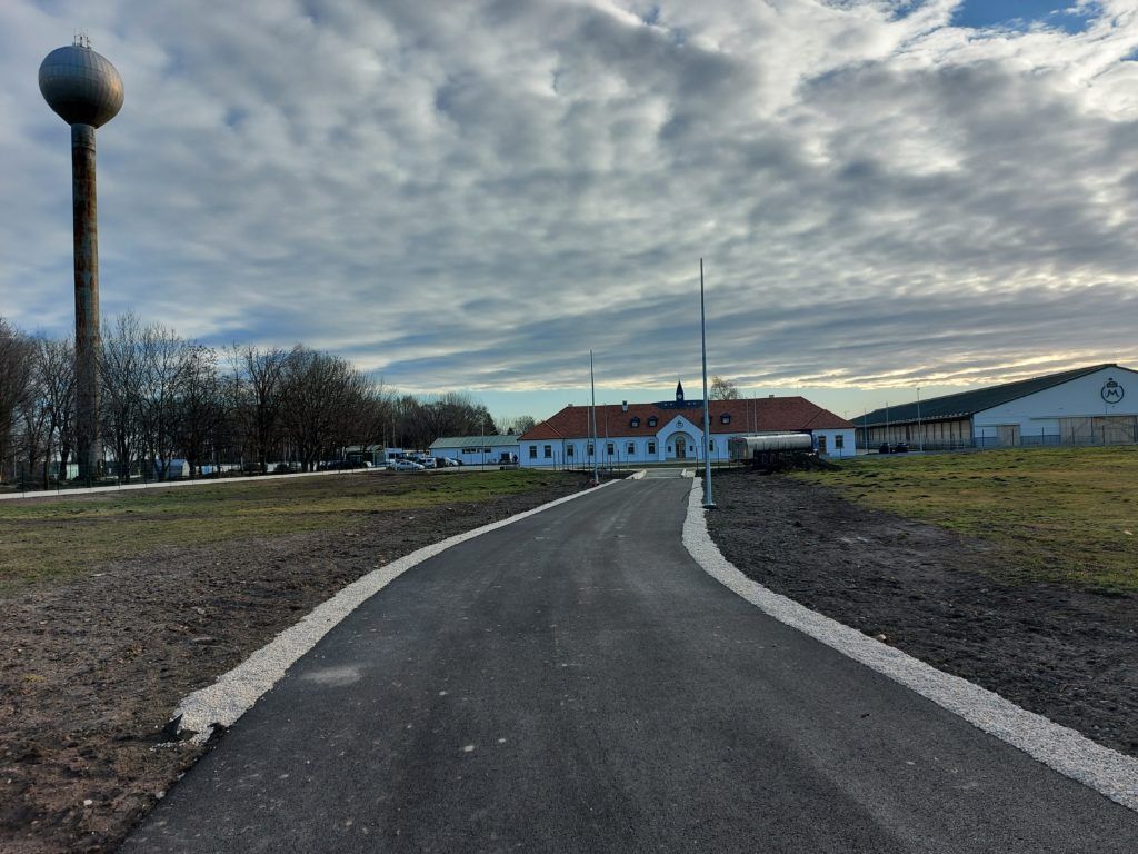 Megkezdték a 2022. évi határszemle ellenőrzések végrehajtását a kormányhivatalok, törvény értelmében a földet a művelési ágnak megfelelő termeléssel kell hasznosítani, vagy meg kell akadályozni a gyomnövények megtelepedését - Fotó: Magro.hu, CSZS, Mezőhegyes
